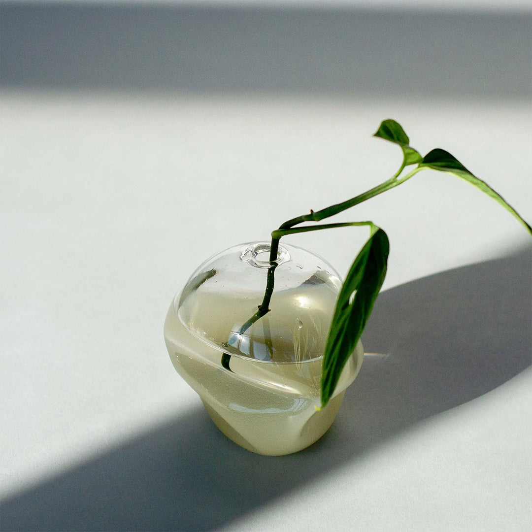 Splash Bottom Softie Bud Vase