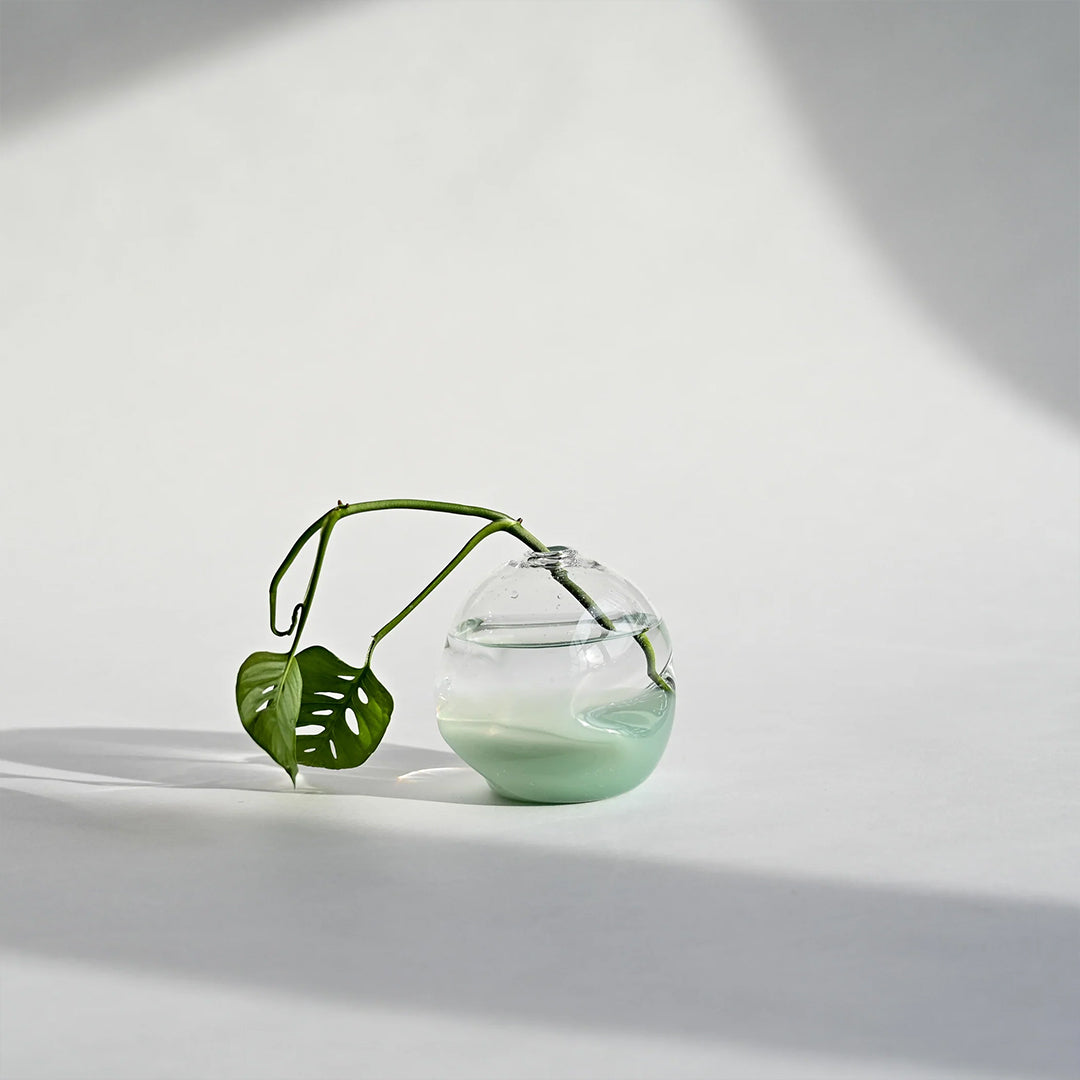 Splash Bottom Softie Bud Vase