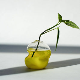 Splash Bottom Softie Bud Vase