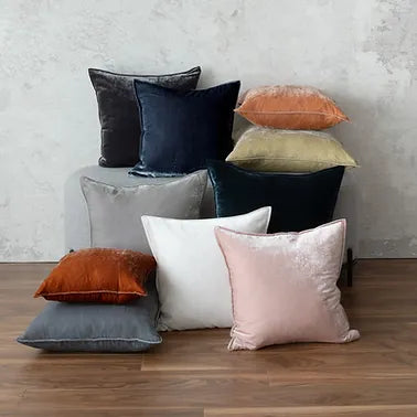 St Genève | Divina | Sumptuous Silk Velvet Cushion