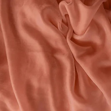 St Genève | Divina | Sumptuous Silk Velvet Throw