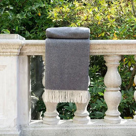 St Genève | Freya | Baby Alpaca Throw
