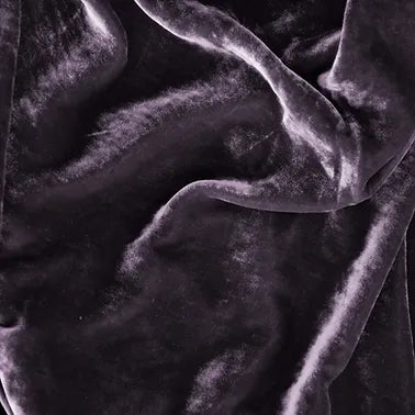 St Genève | Divina | Sumptuous Silk Velvet Throw