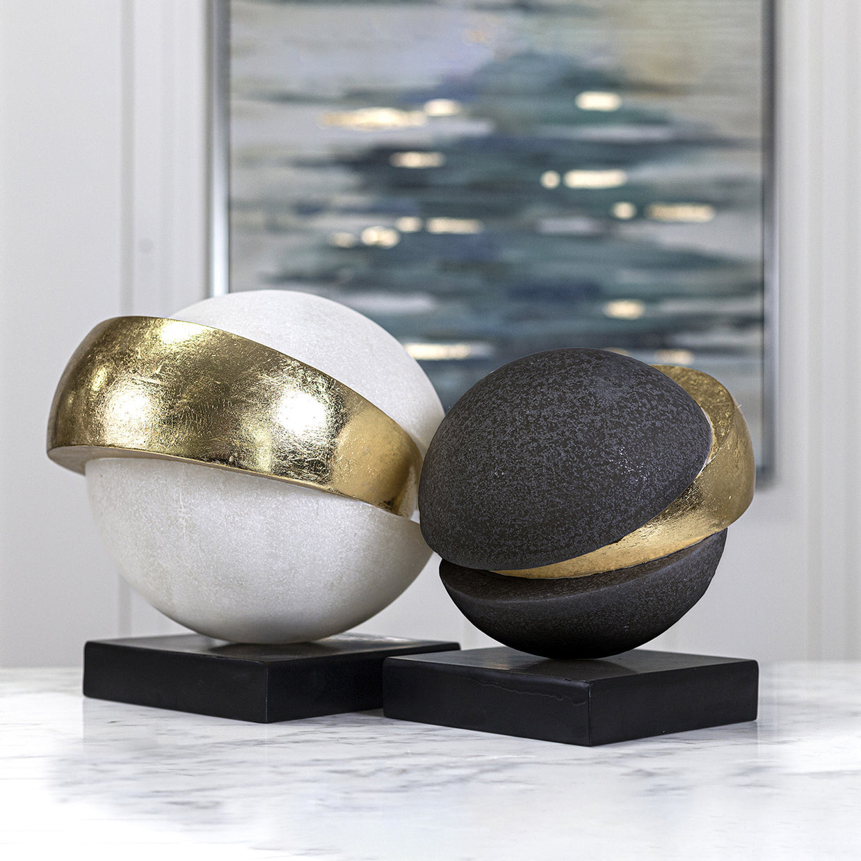 Mysa White Sculpture