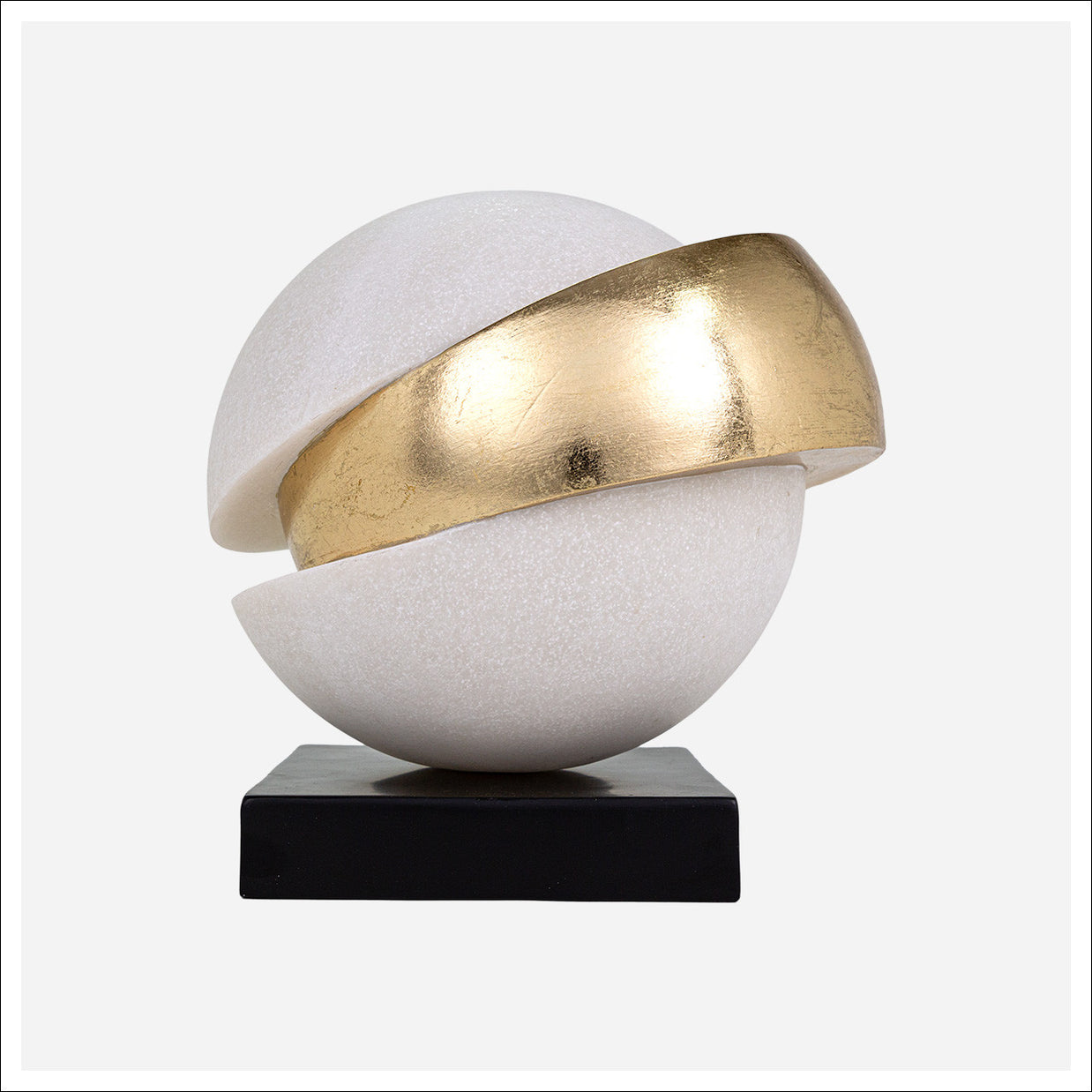 Mysa White Sculpture