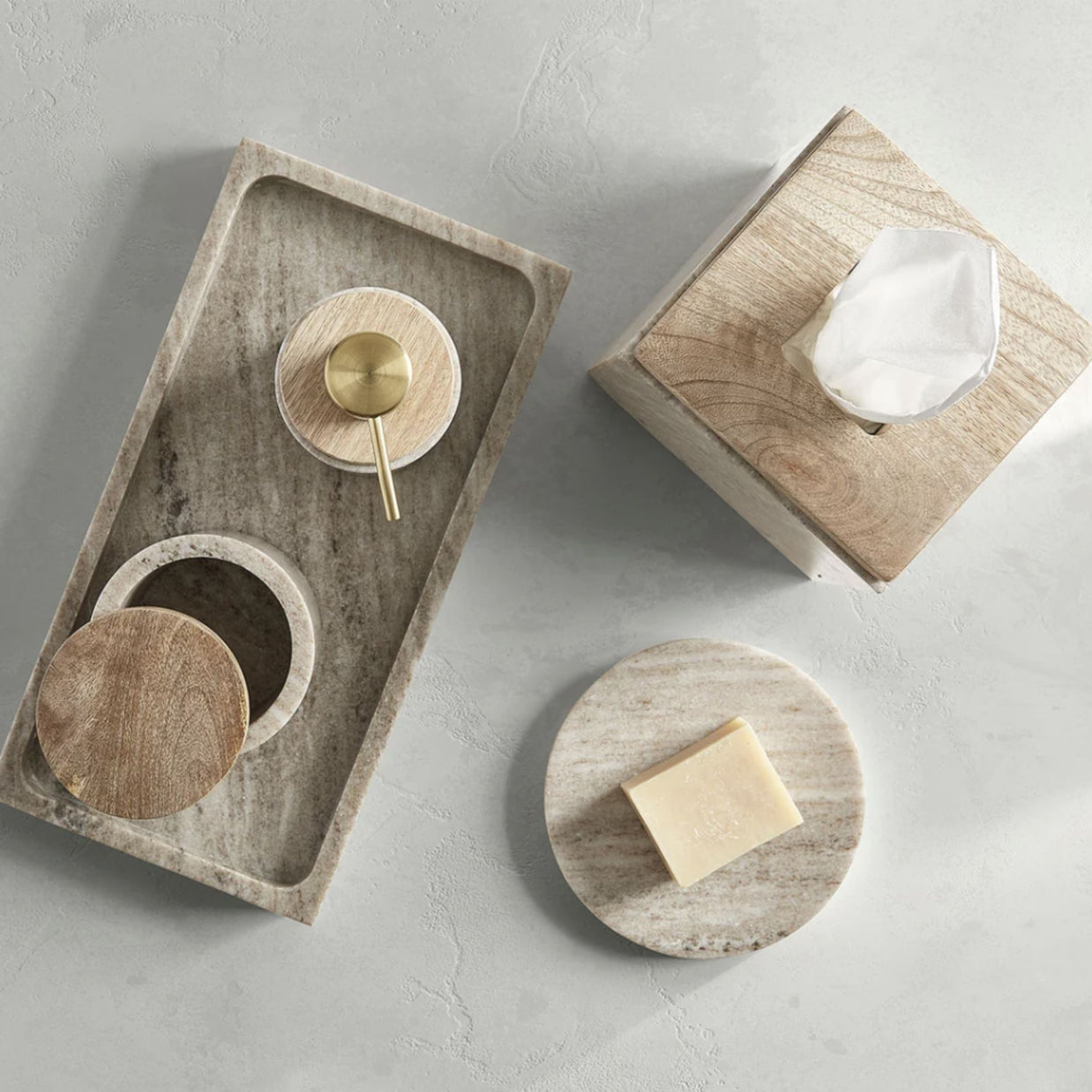 San Marino Bath Accessories