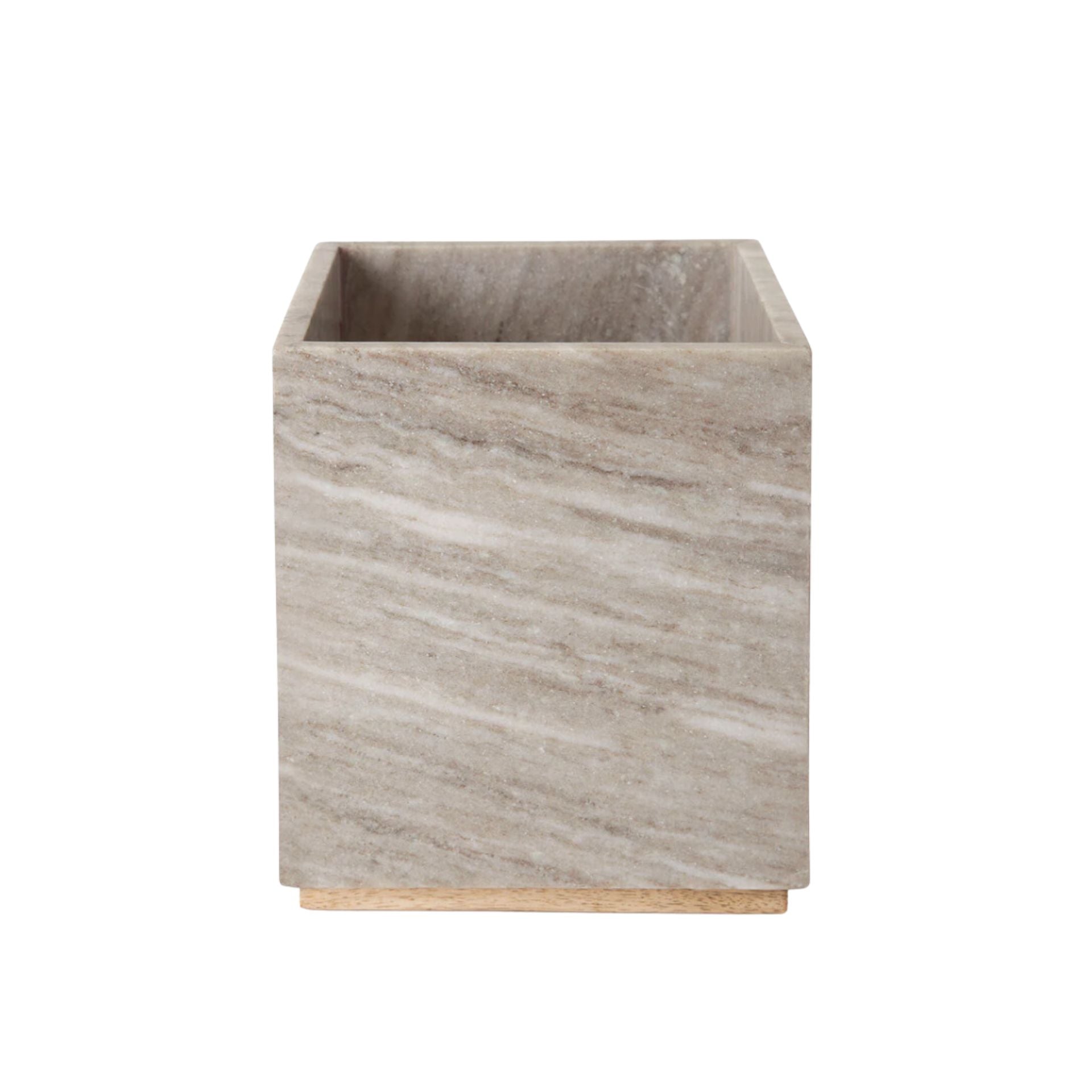 San Marino Bath Accessories