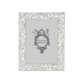 Eleanor Frame - OLIVIA RIEGEL