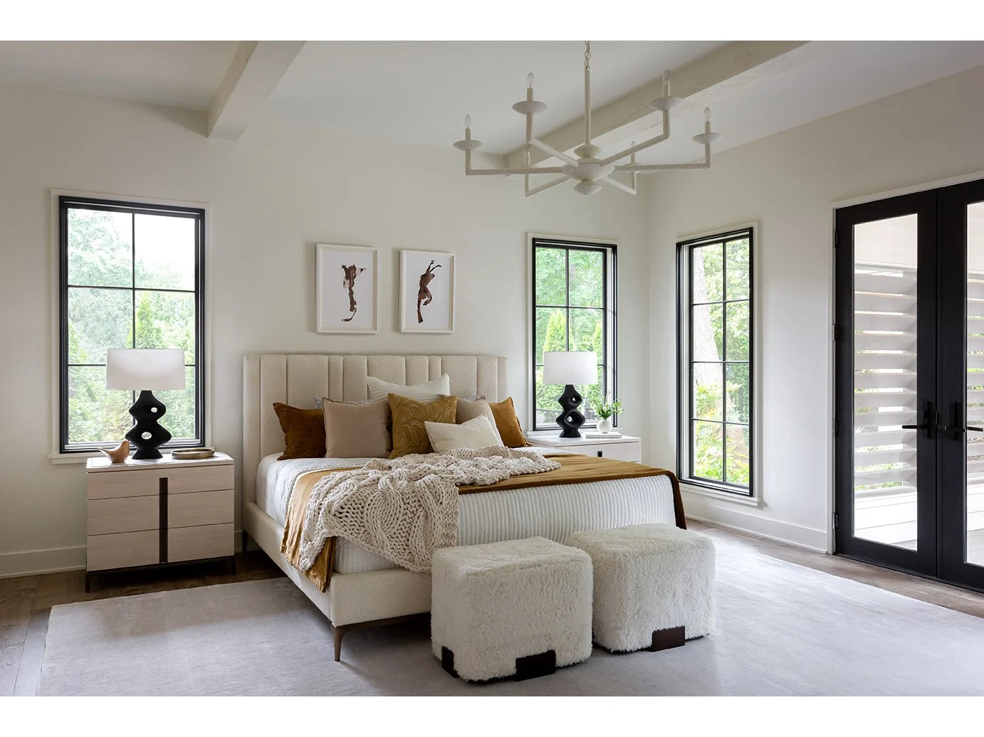 Summerland Upholstered Bed Queen