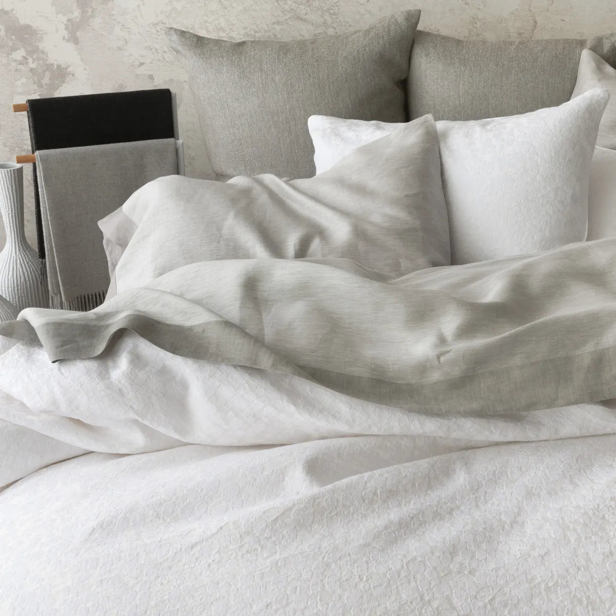 St Genève | Halo | Jacquard Duvet Cover